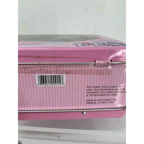 Sanrio Hello Kitty Pez Dispensers with Metal Tin Carrying Case USED NO Candy - Picture 14 of 15